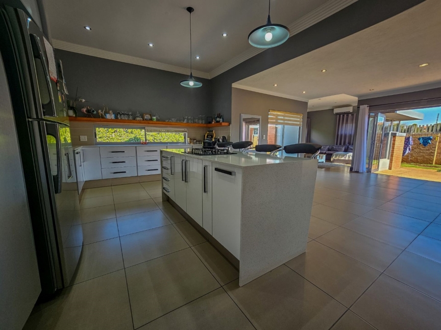 4 Bedroom Property for Sale in Midstream Ridge Gauteng
