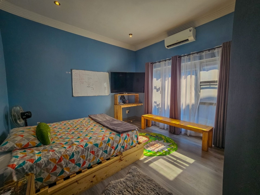 4 Bedroom Property for Sale in Midstream Ridge Gauteng