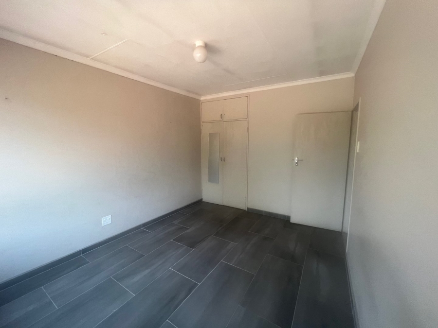 2 Bedroom Property for Sale in Roseville Gauteng