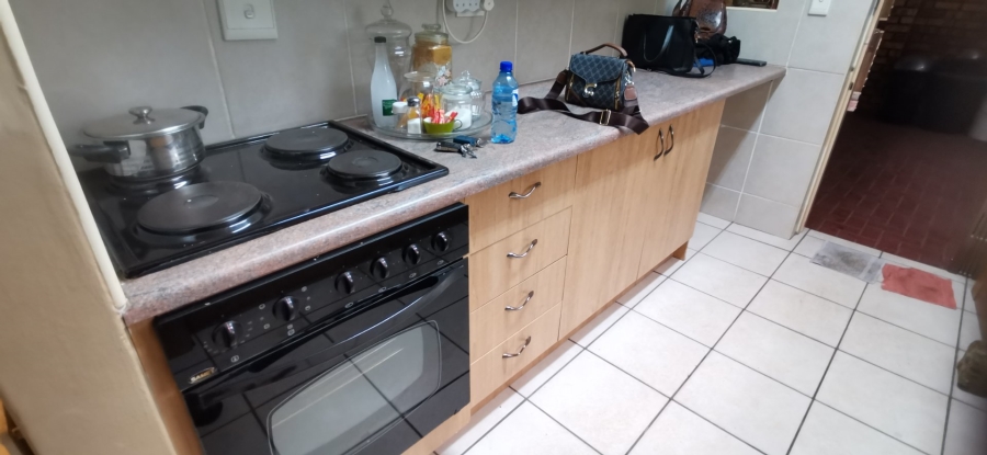 2 Bedroom Property for Sale in Clarina Gauteng