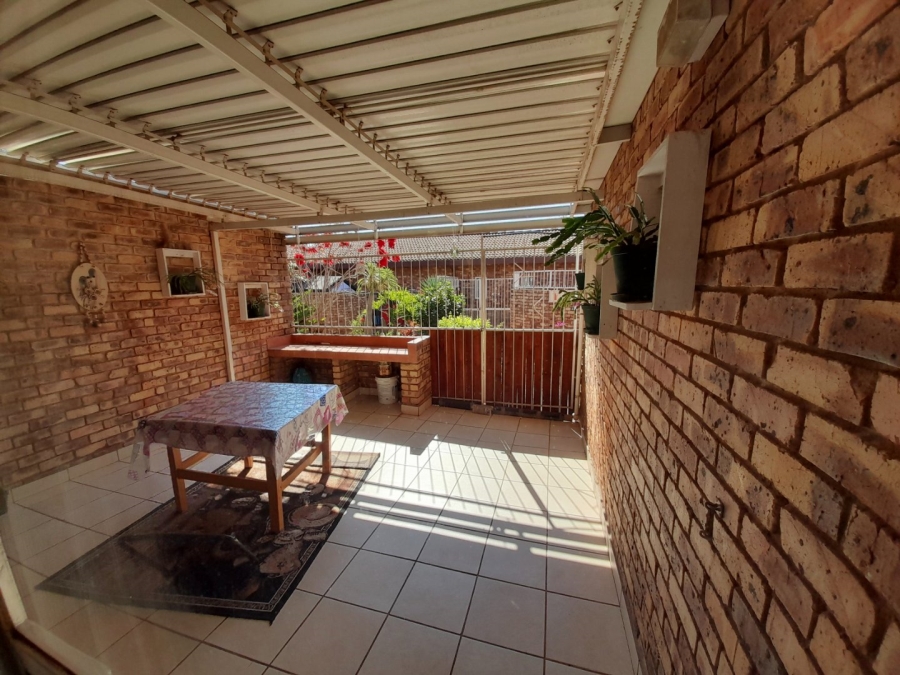 2 Bedroom Property for Sale in Clarina Gauteng