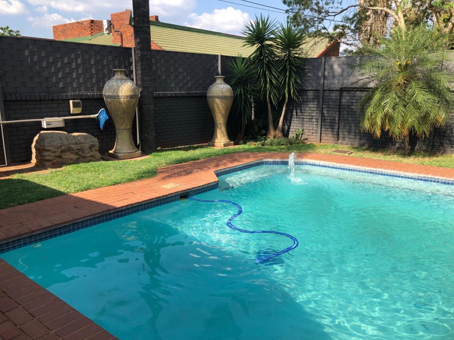 5 Bedroom Property for Sale in Montana Park Gauteng