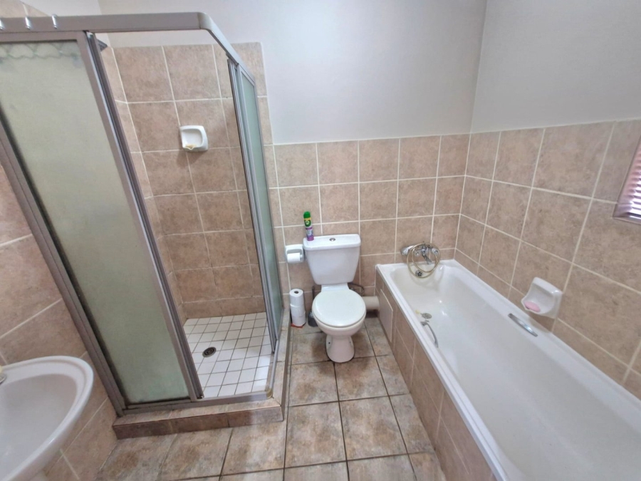 3 Bedroom Property for Sale in Sinoville Gauteng