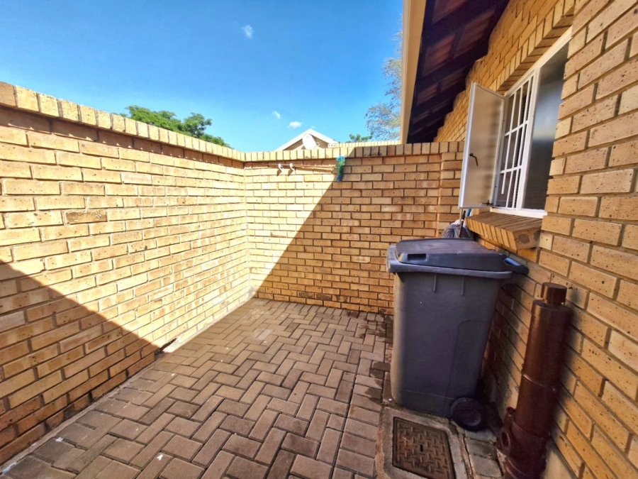 3 Bedroom Property for Sale in Sinoville Gauteng