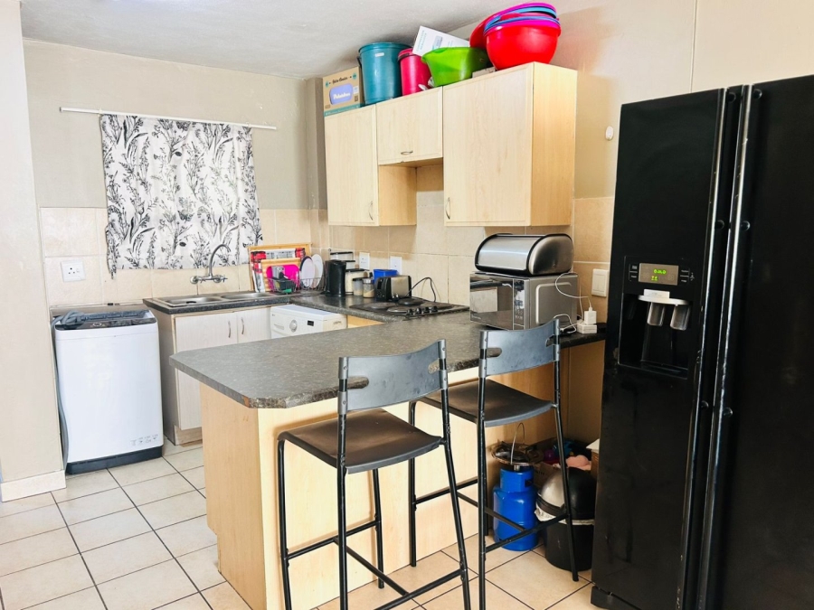 2 Bedroom Property for Sale in Doreg A H Gauteng