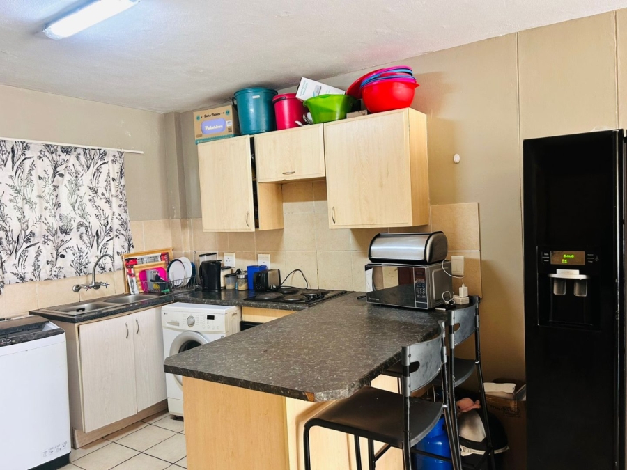 2 Bedroom Property for Sale in Doreg A H Gauteng