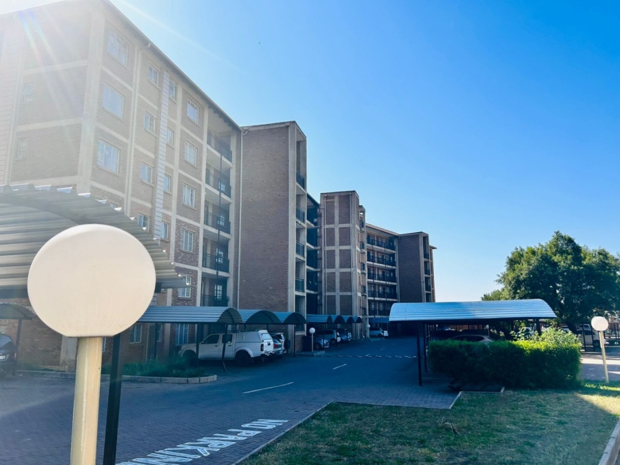 2 Bedroom Property for Sale in Doreg A H Gauteng