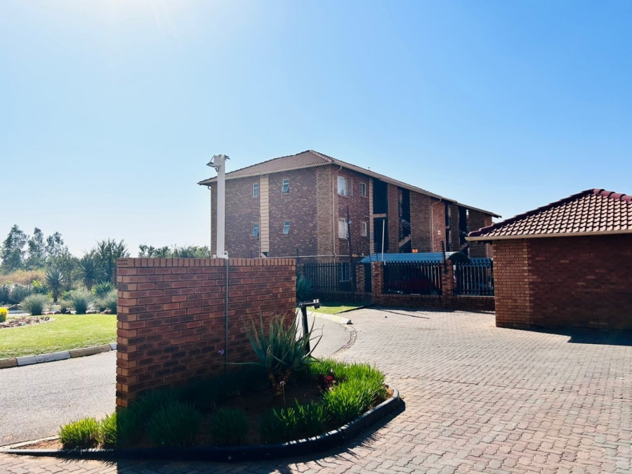 2 Bedroom Property for Sale in Doreg A H Gauteng