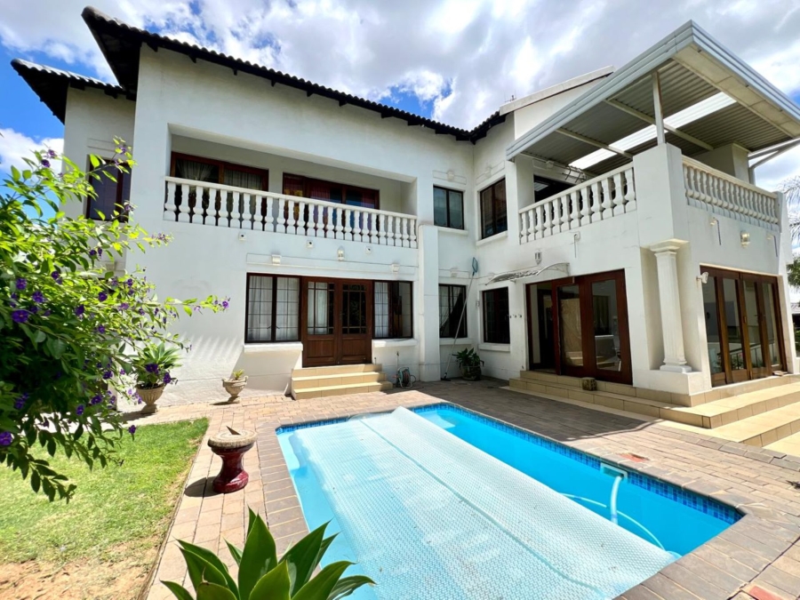 5 Bedroom Property for Sale in The Wilds Gauteng