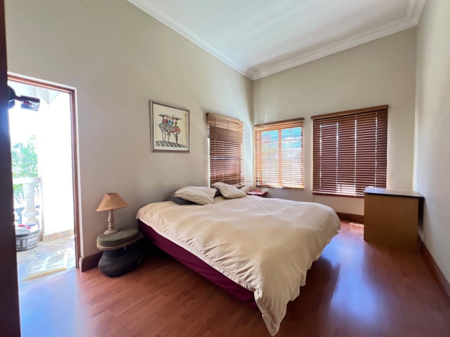 5 Bedroom Property for Sale in The Wilds Gauteng