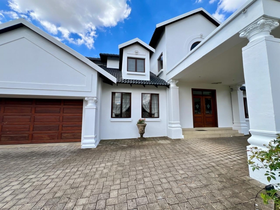 5 Bedroom Property for Sale in The Wilds Gauteng