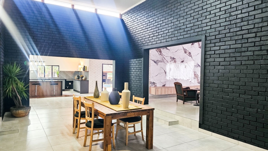 4 Bedroom Property for Sale in Florauna Gauteng