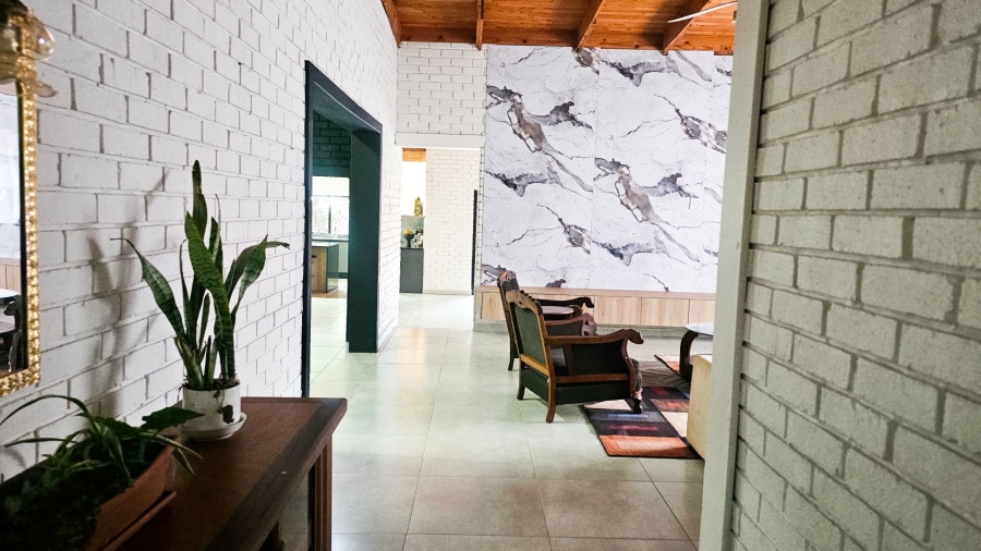 4 Bedroom Property for Sale in Florauna Gauteng