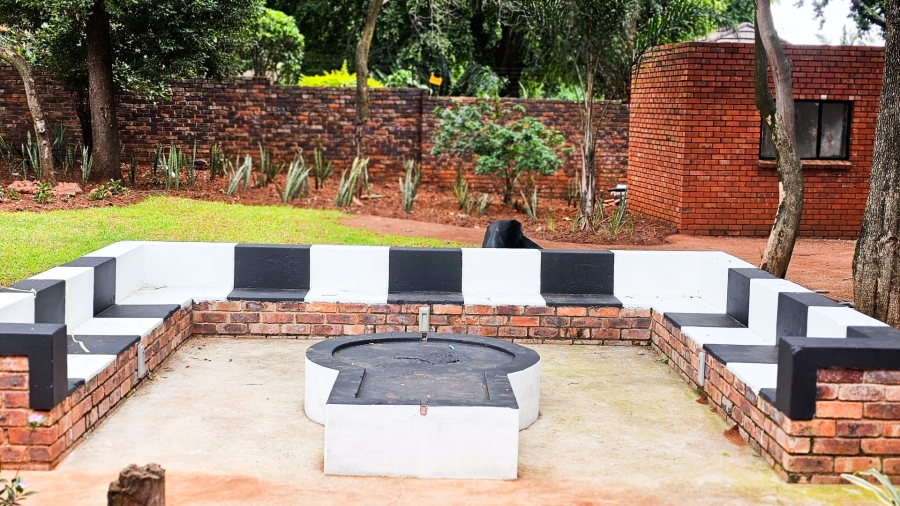 4 Bedroom Property for Sale in Florauna Gauteng