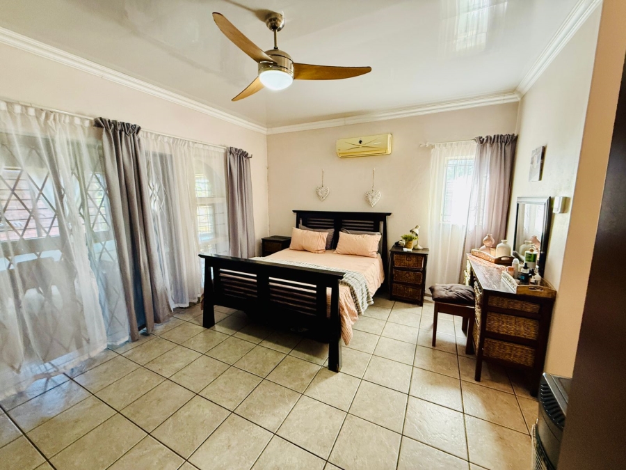 6 Bedroom Property for Sale in Theresa Park Gauteng