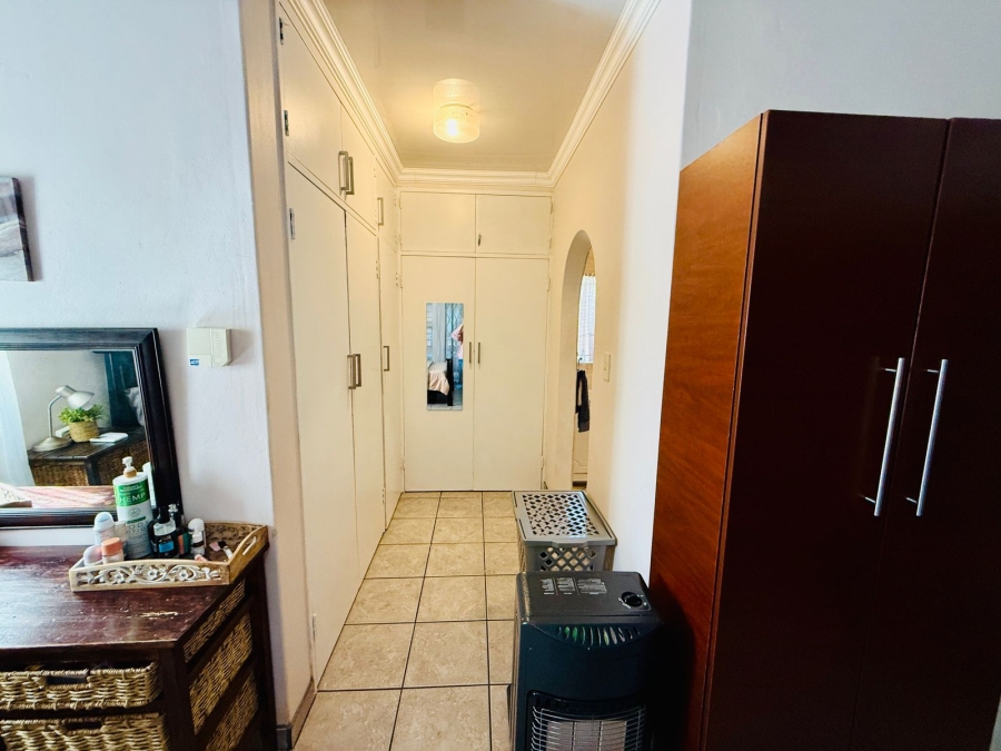 6 Bedroom Property for Sale in Theresa Park Gauteng