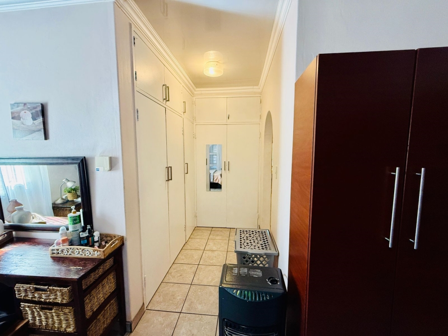 6 Bedroom Property for Sale in Theresa Park Gauteng