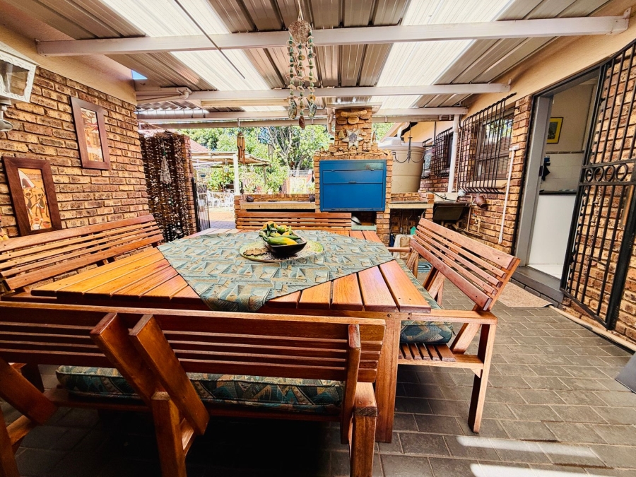 3 Bedroom Property for Sale in Theresa Park Gauteng