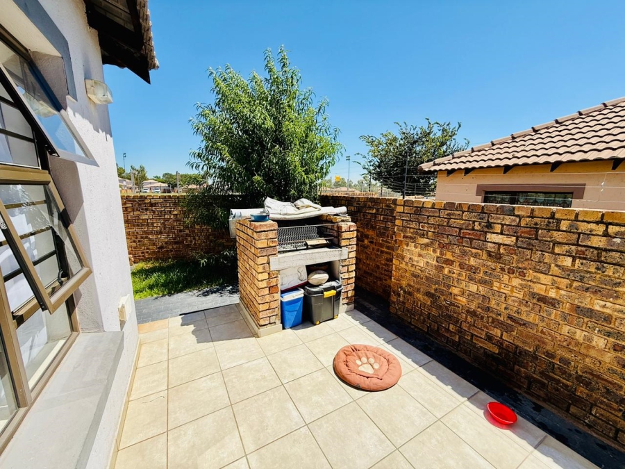 3 Bedroom Property for Sale in Chantelle Gauteng