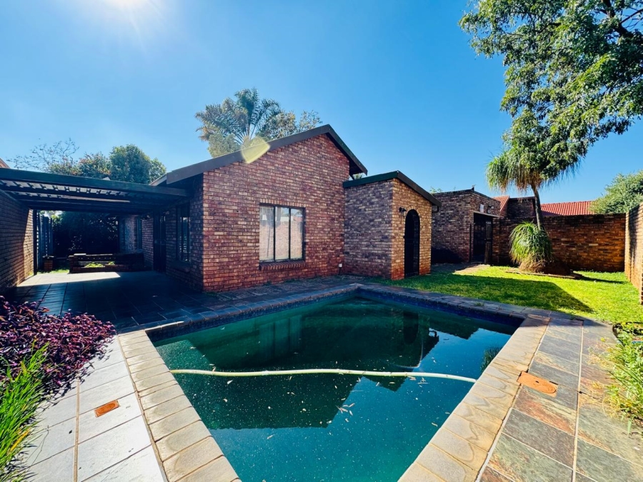 3 Bedroom Property for Sale in Doornpoort Gauteng