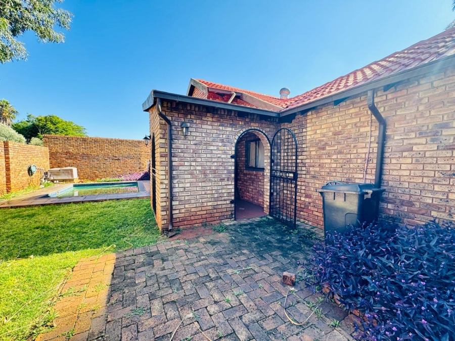 3 Bedroom Property for Sale in Doornpoort Gauteng