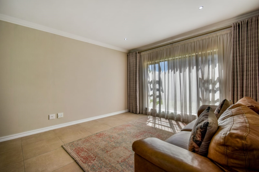 3 Bedroom Property for Sale in Midstream Meadows Gauteng