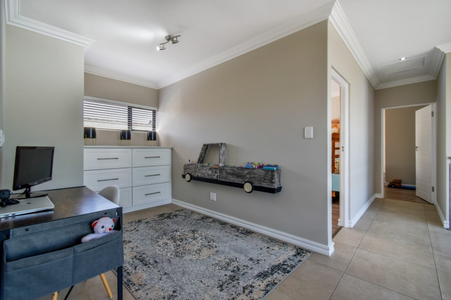 3 Bedroom Property for Sale in Midstream Meadows Gauteng