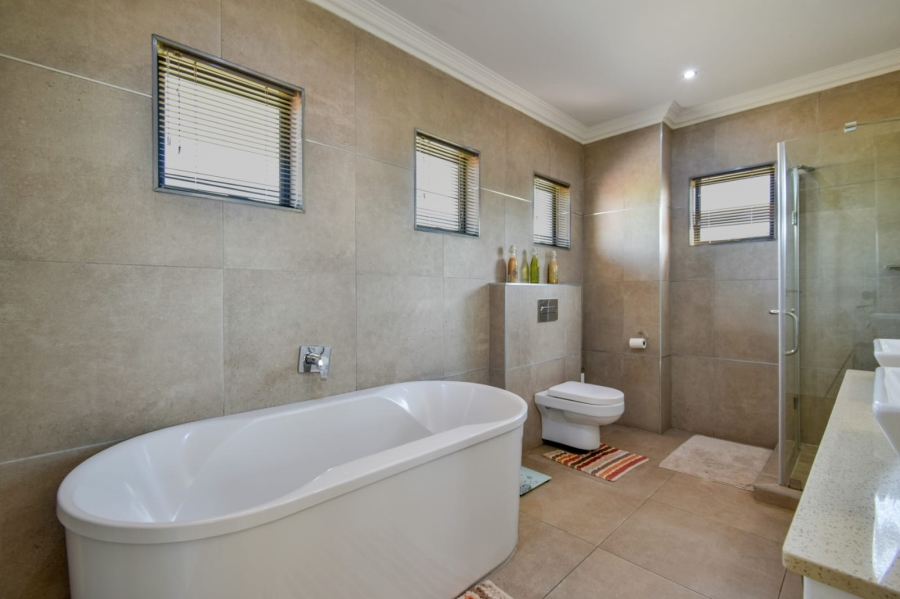 3 Bedroom Property for Sale in Midstream Meadows Gauteng