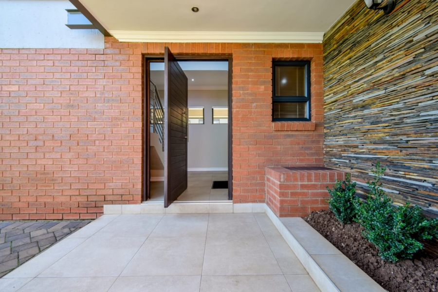 3 Bedroom Property for Sale in Midstream Meadows Gauteng