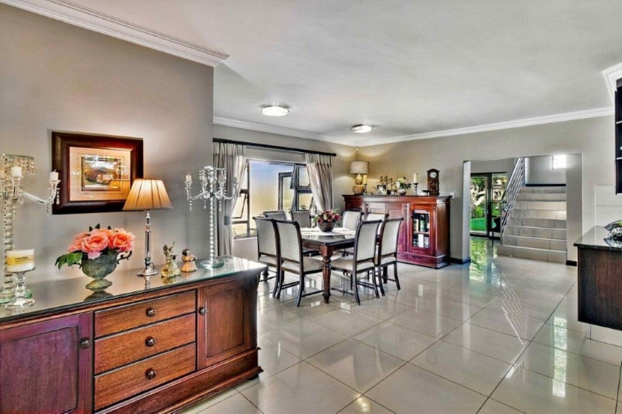 5 Bedroom Property for Sale in Zambezi Country Estate Gauteng