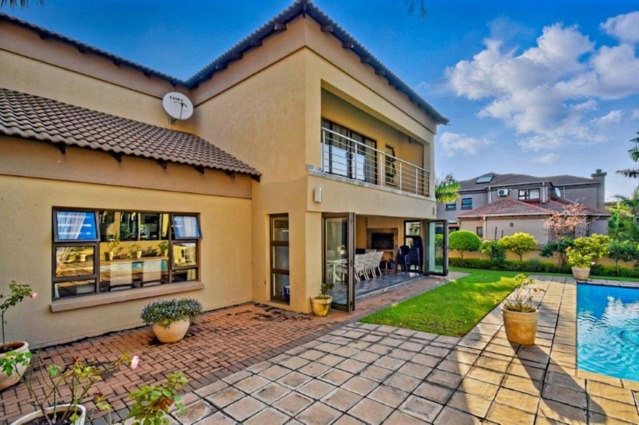 5 Bedroom Property for Sale in Zambezi Country Estate Gauteng