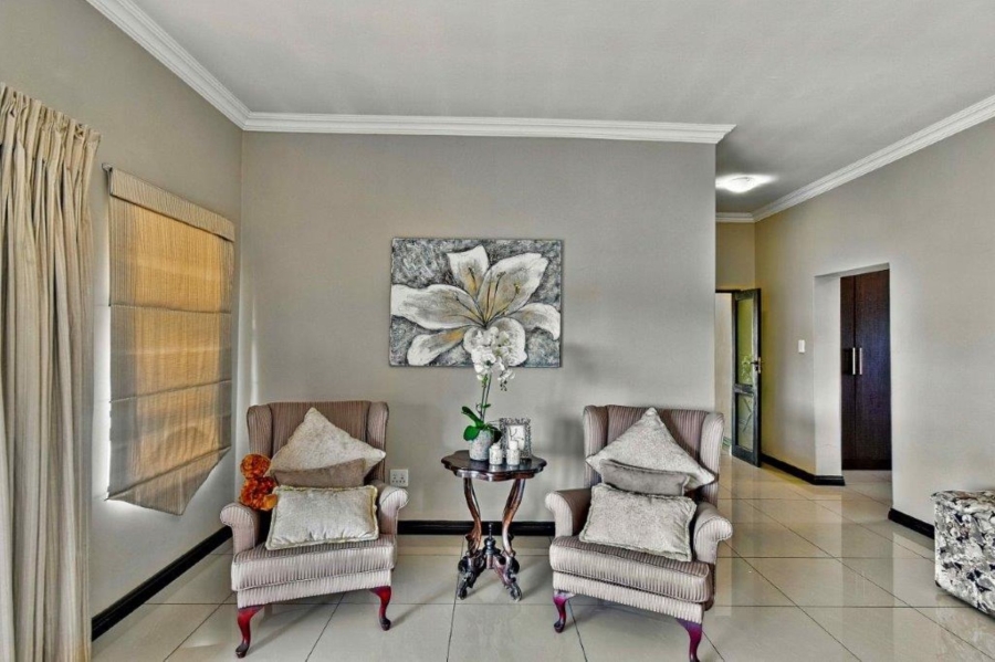 5 Bedroom Property for Sale in Zambezi Country Estate Gauteng