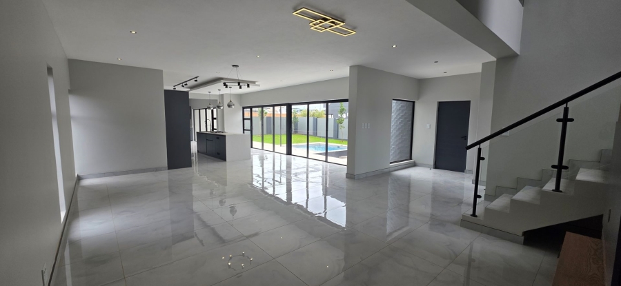 4 Bedroom Property for Sale in Fountainbrook Estate Gauteng