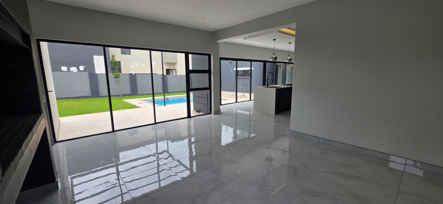 4 Bedroom Property for Sale in Fountainbrook Estate Gauteng