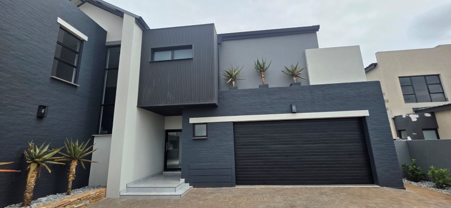 4 Bedroom Property for Sale in Fountainbrook Estate Gauteng