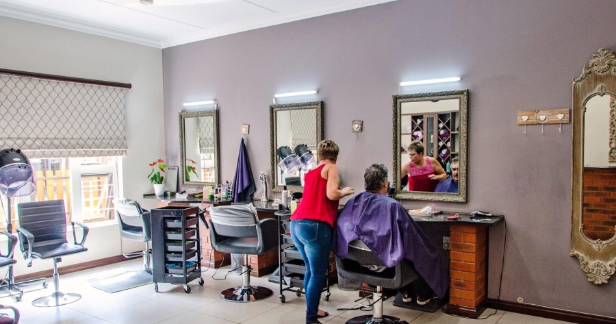 1 Bedroom Property for Sale in Montana Tuine Gauteng