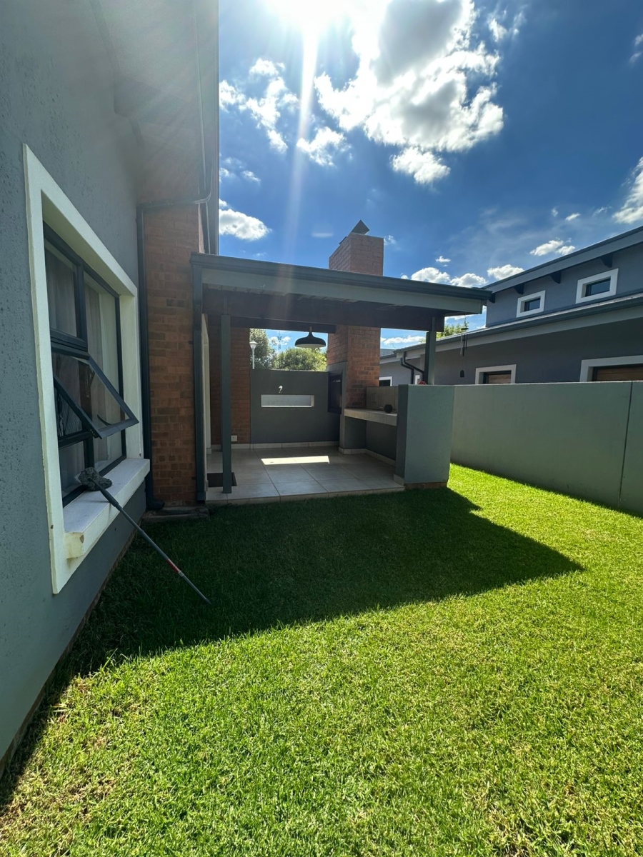 2 Bedroom Property for Sale in Montana Gauteng