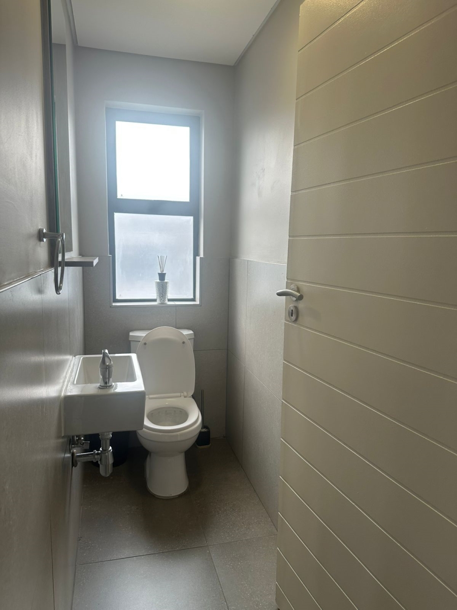 2 Bedroom Property for Sale in Montana Gauteng