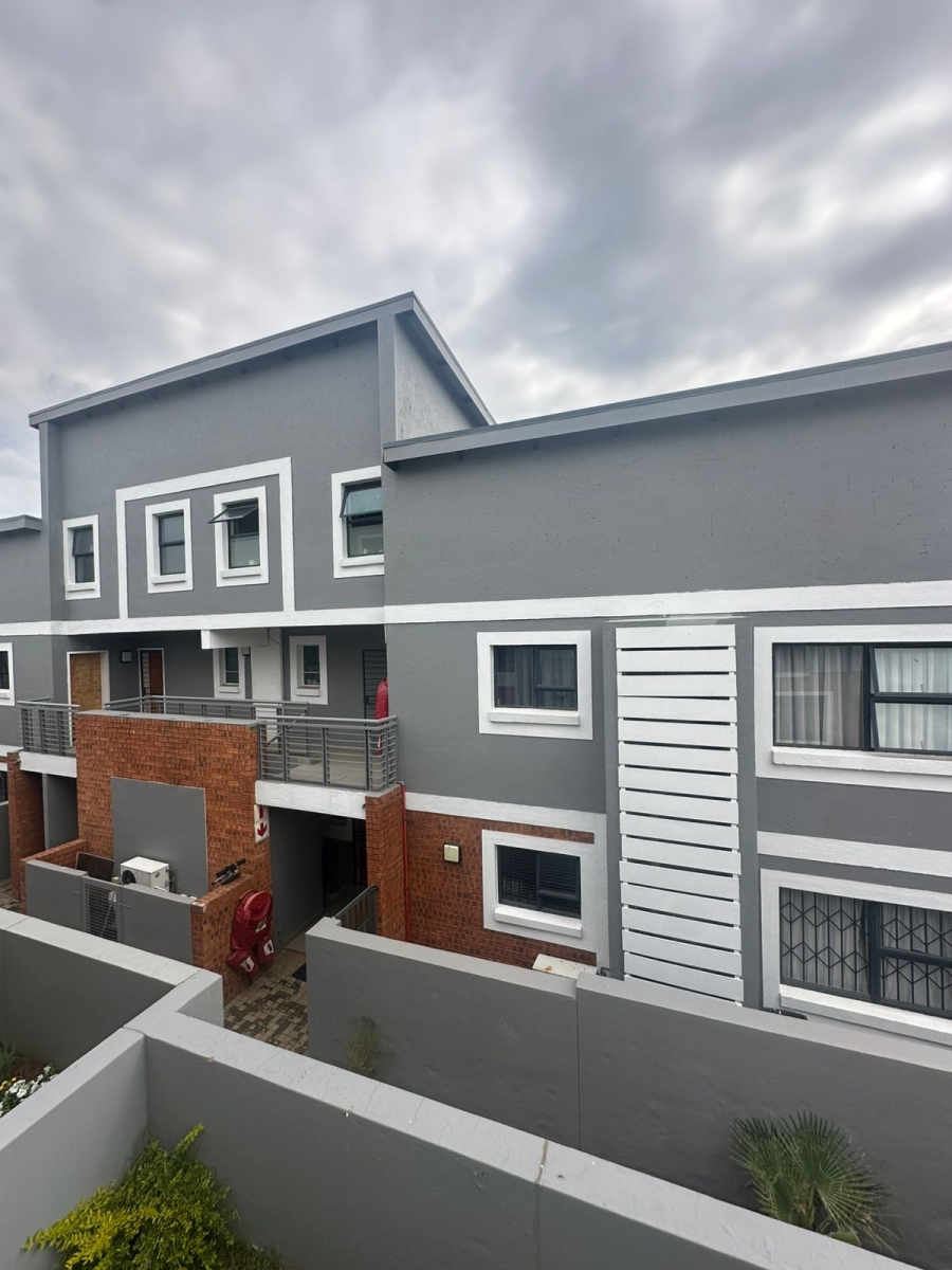 1 Bedroom Property for Sale in Montana Gauteng