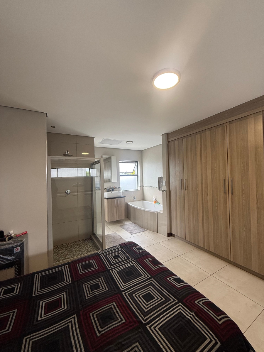 1 Bedroom Property for Sale in Montana Gauteng