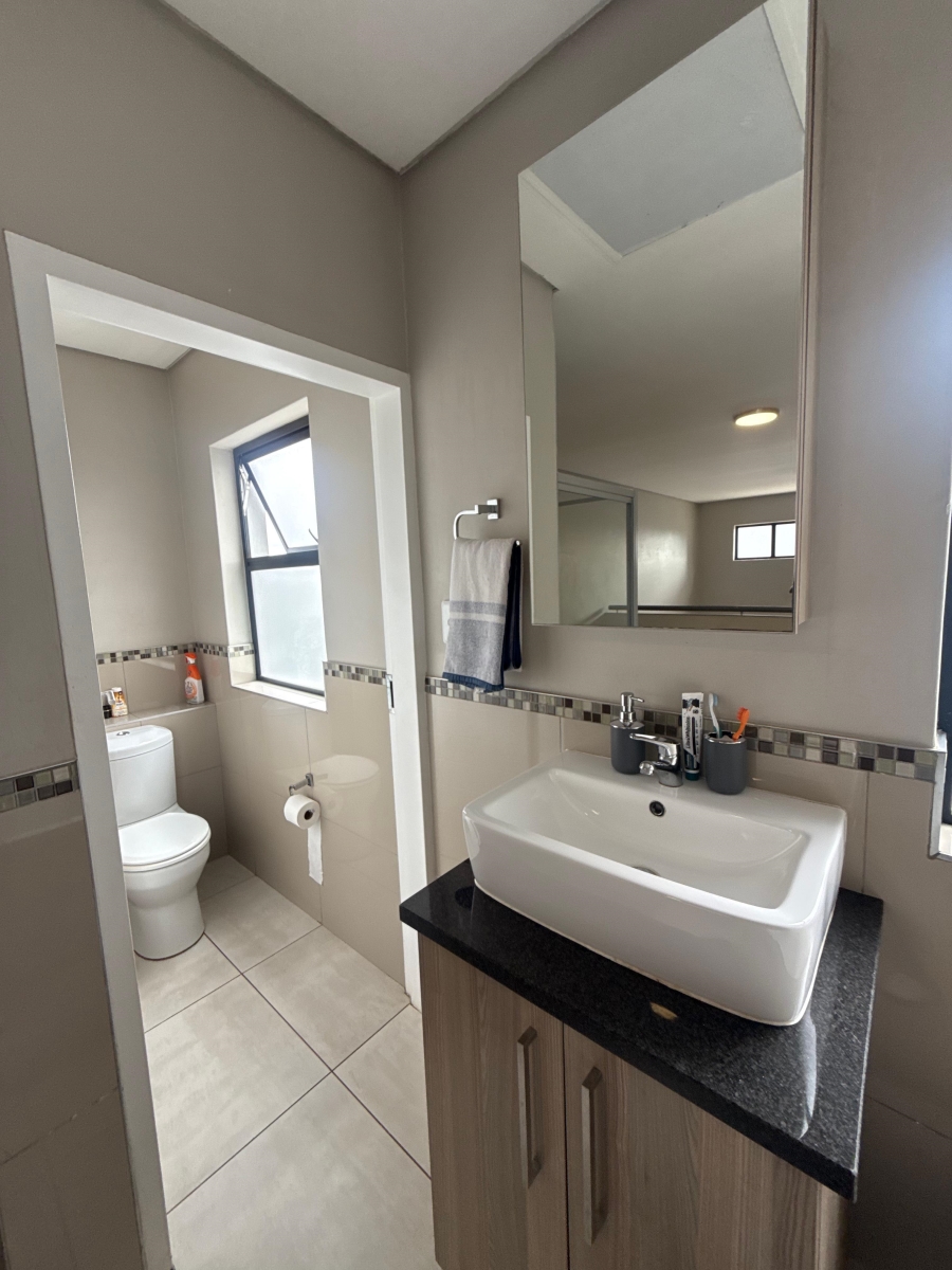 1 Bedroom Property for Sale in Montana Gauteng