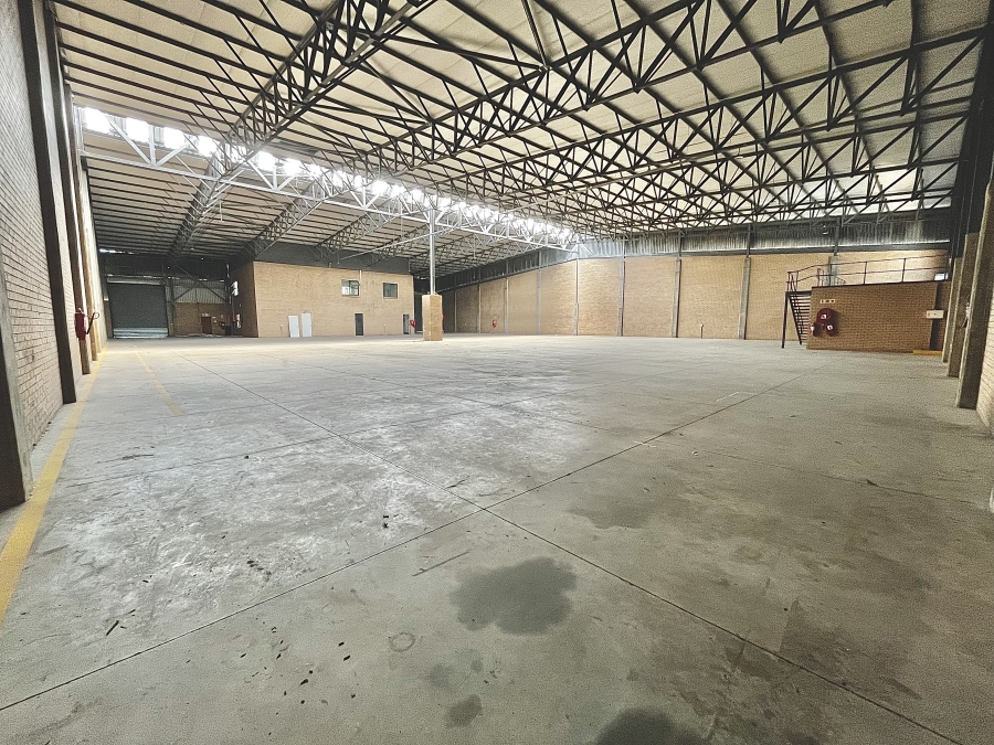 To Let commercial Property for Rent in North Riding Gauteng
