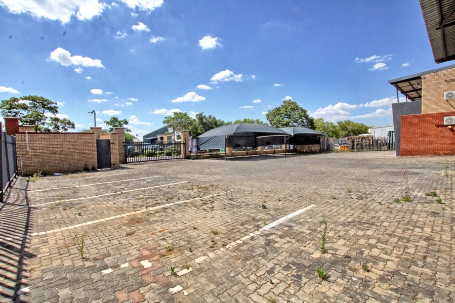 To Let commercial Property for Rent in Hoogland Gauteng