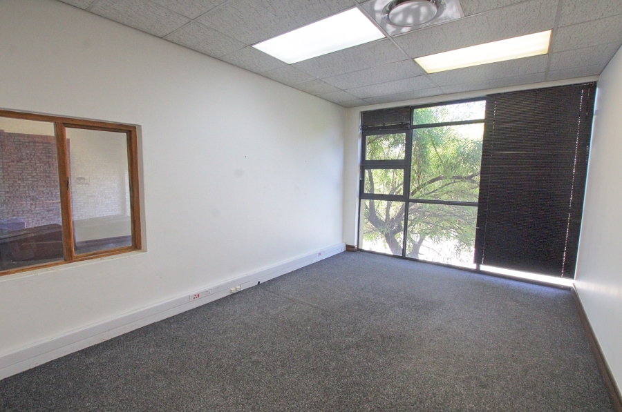 Commercial Property for Sale in Hoogland Gauteng