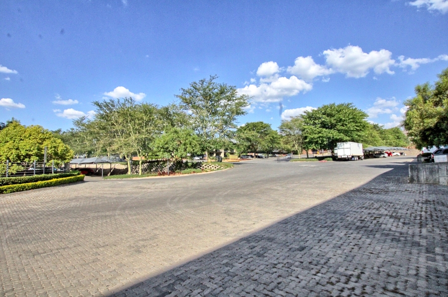 Commercial Property for Sale in Hoogland Gauteng