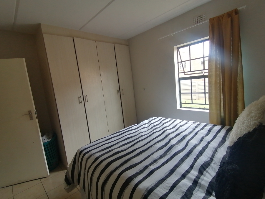 2 Bedroom Property for Sale in Noordwyk Gauteng