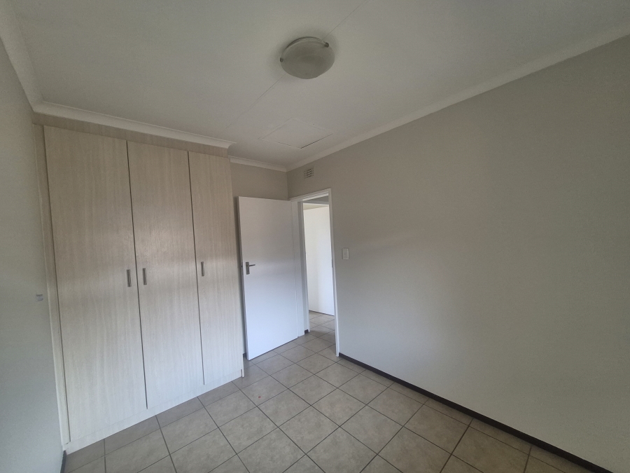 2 Bedroom Property for Sale in Noordwyk Gauteng