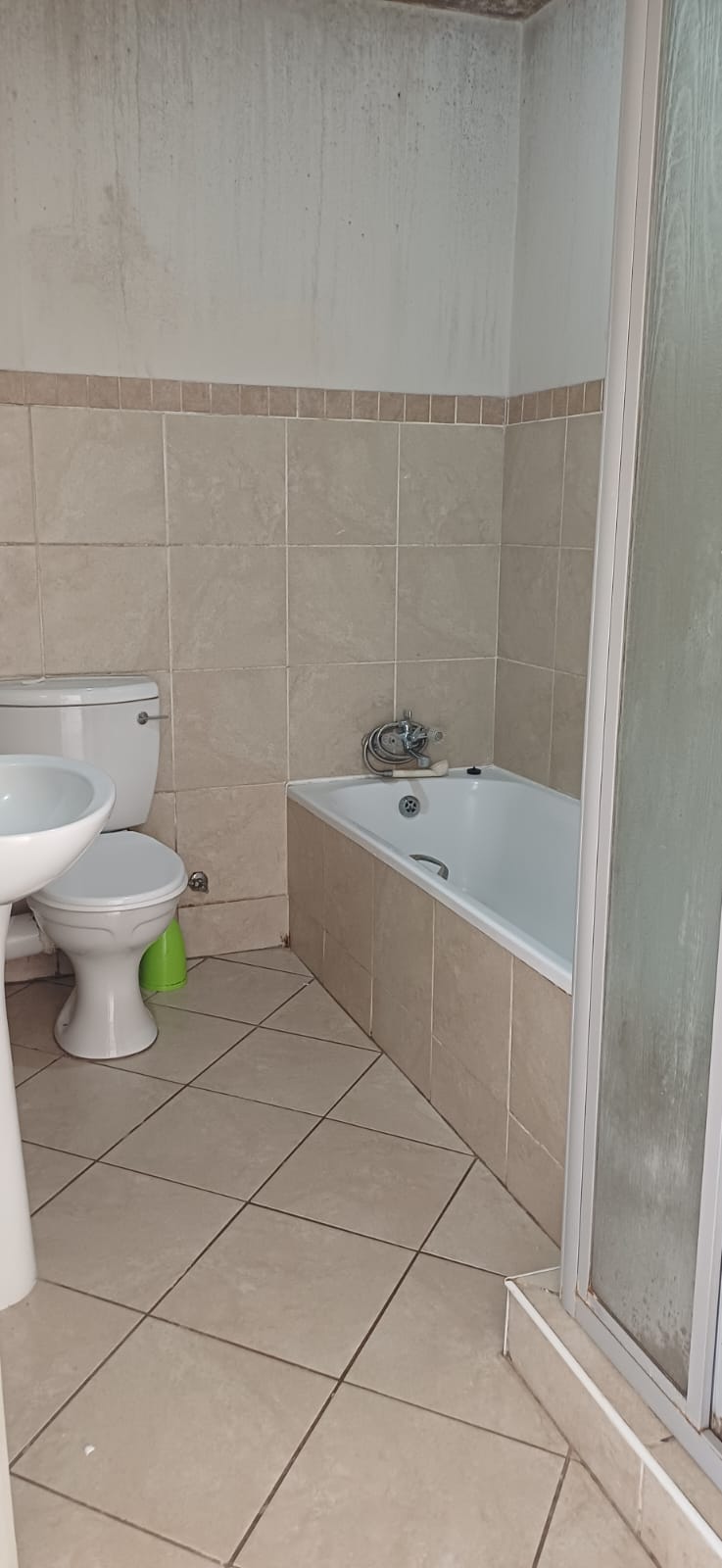 2 Bedroom Property for Sale in The Orchards Gauteng