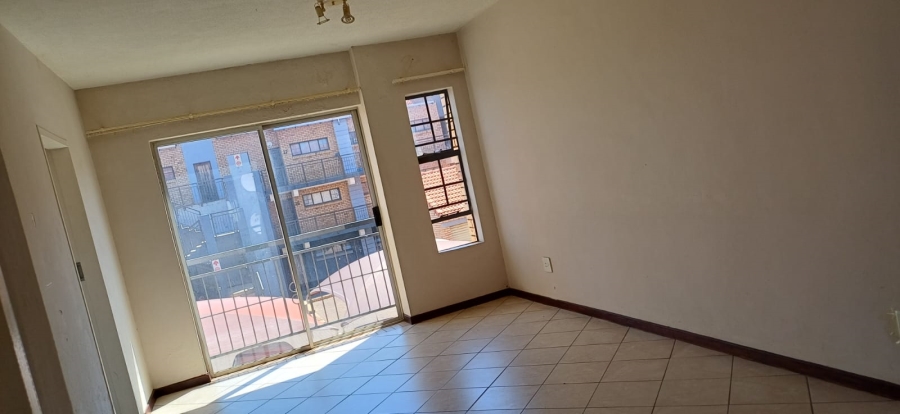 2 Bedroom Property for Sale in The Orchards Gauteng