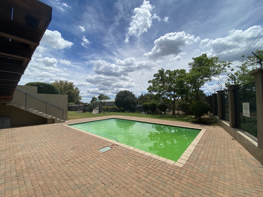 2 Bedroom Property for Sale in Northgate Gauteng